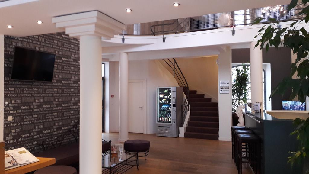 Hotel Cerise - Les Sources Luxeuil-Les-Bains Bagian luar foto
