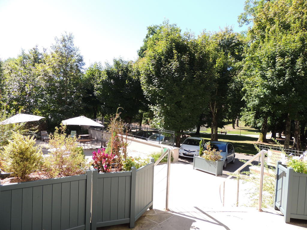 Hotel Cerise - Les Sources Luxeuil-Les-Bains Bagian luar foto