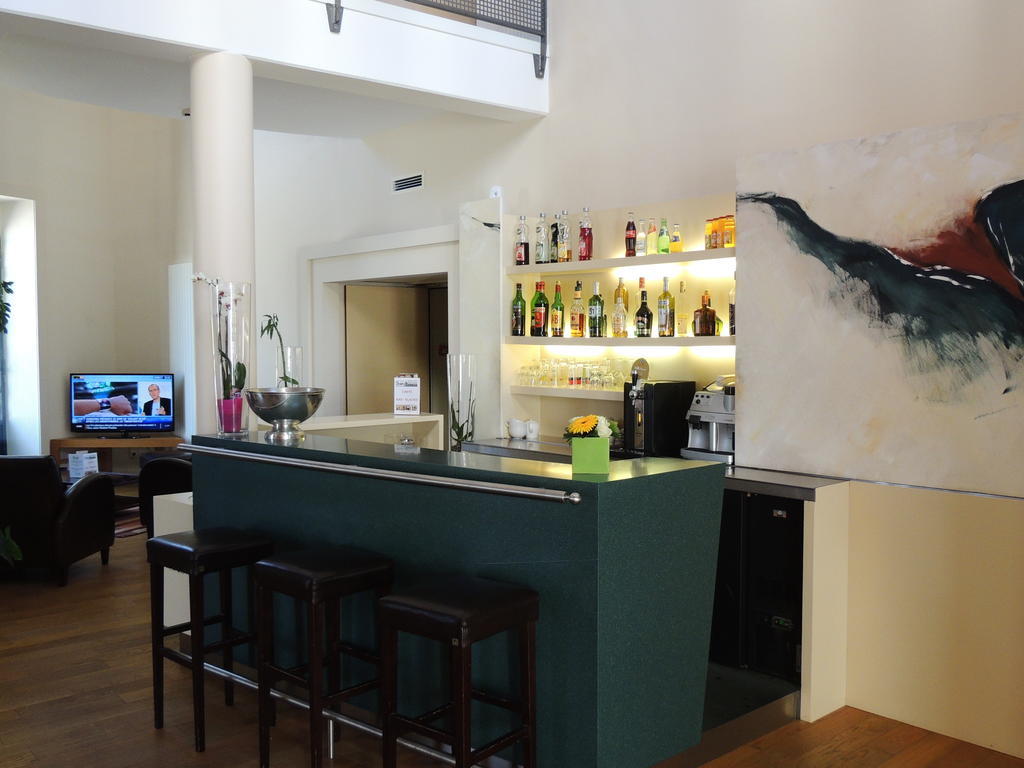 Hotel Cerise - Les Sources Luxeuil-Les-Bains Bagian luar foto